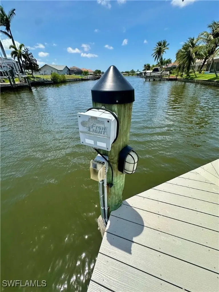 410 SE 26th Terrace Cape Coral FL 33904