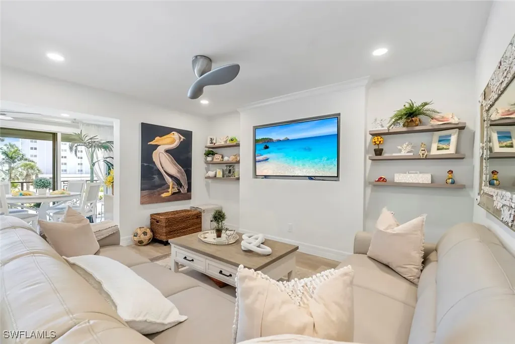 1910 Gulf Shore Boulevard N Naples FL 34102