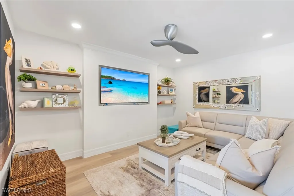 1910 Gulf Shore Boulevard N Naples FL 34102