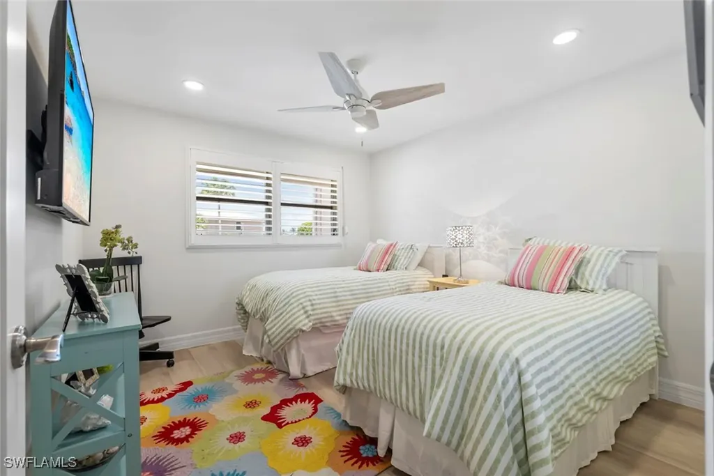 1910 Gulf Shore Boulevard N Naples FL 34102