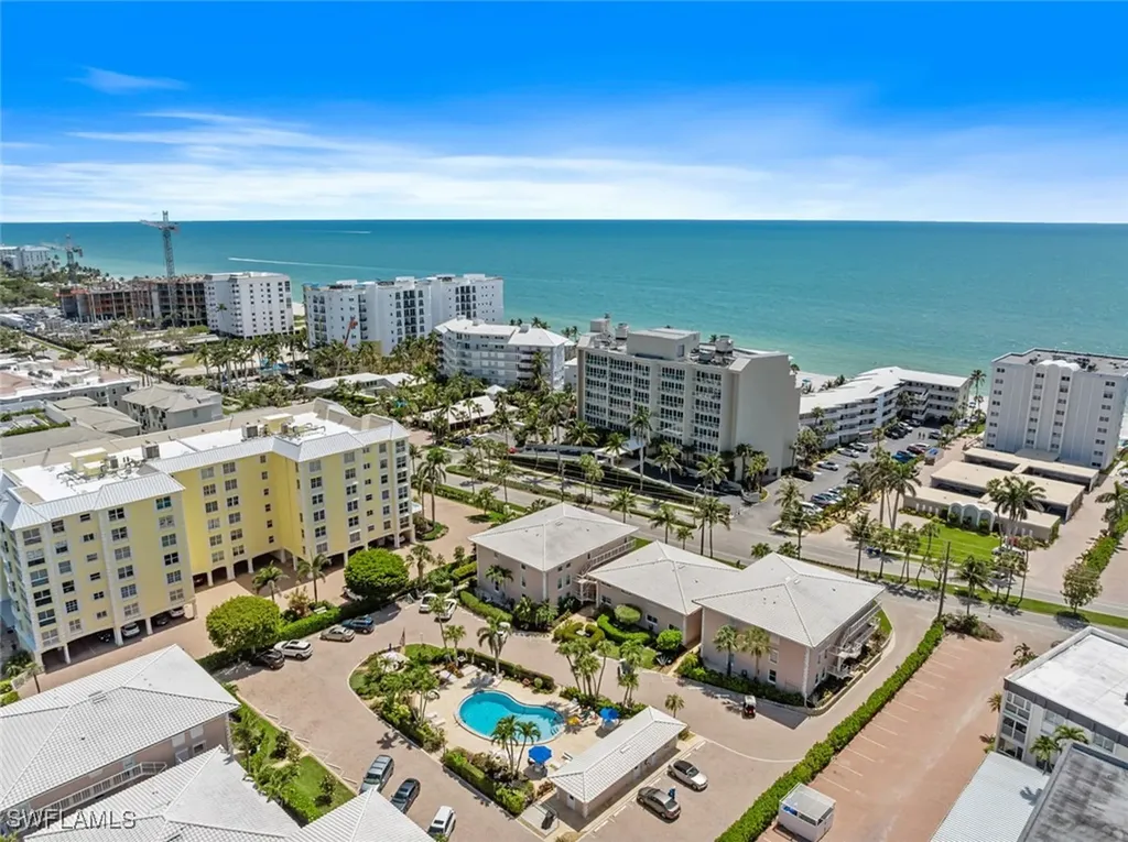1910 Gulf Shore Boulevard N Naples FL 34102