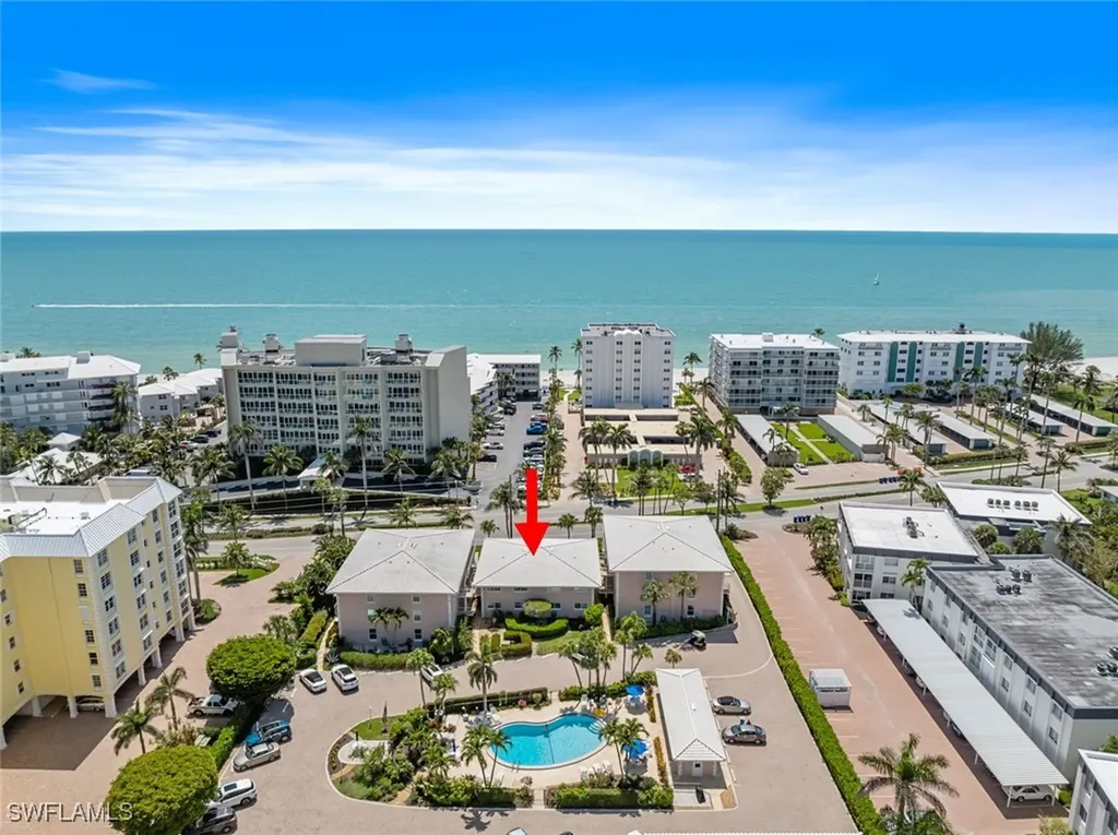 1910 Gulf Shore Boulevard N Naples FL 34102