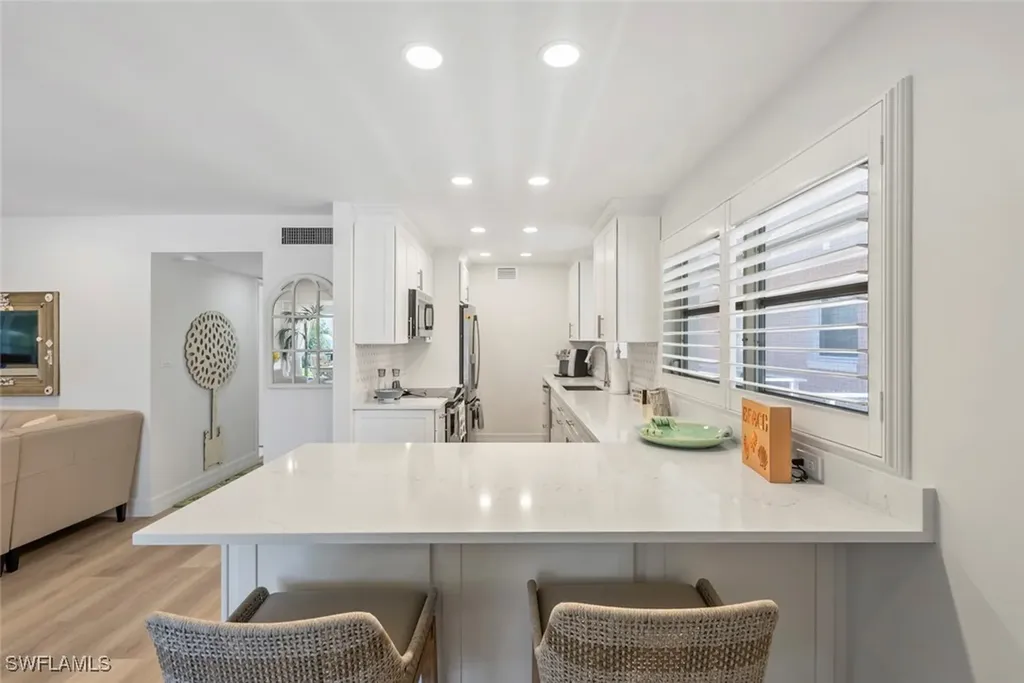1910 Gulf Shore Boulevard N Naples FL 34102