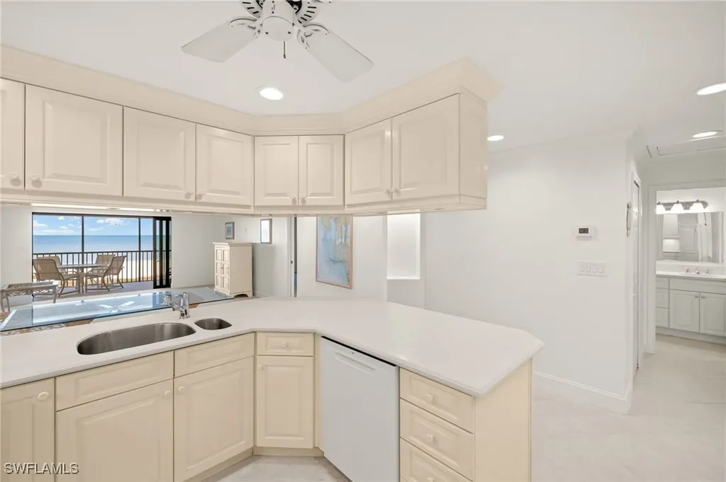 1785 Middle Gulf Drive Sanibel FL 33957