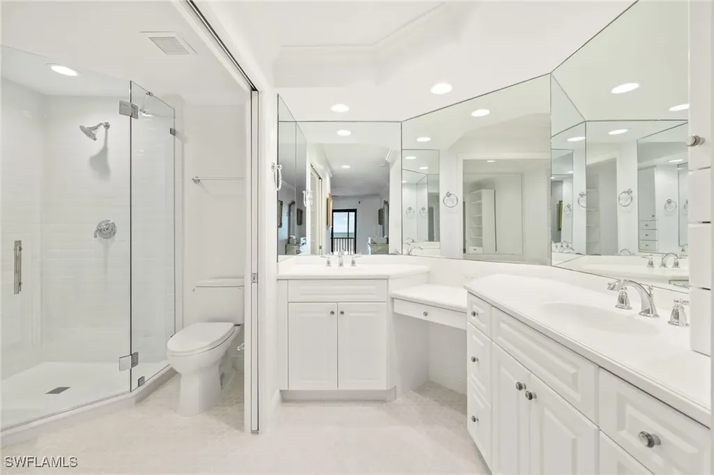 1785 Middle Gulf Drive Sanibel FL 33957
