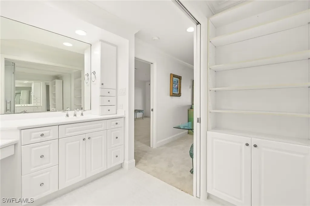 1785 Middle Gulf Drive Sanibel FL 33957