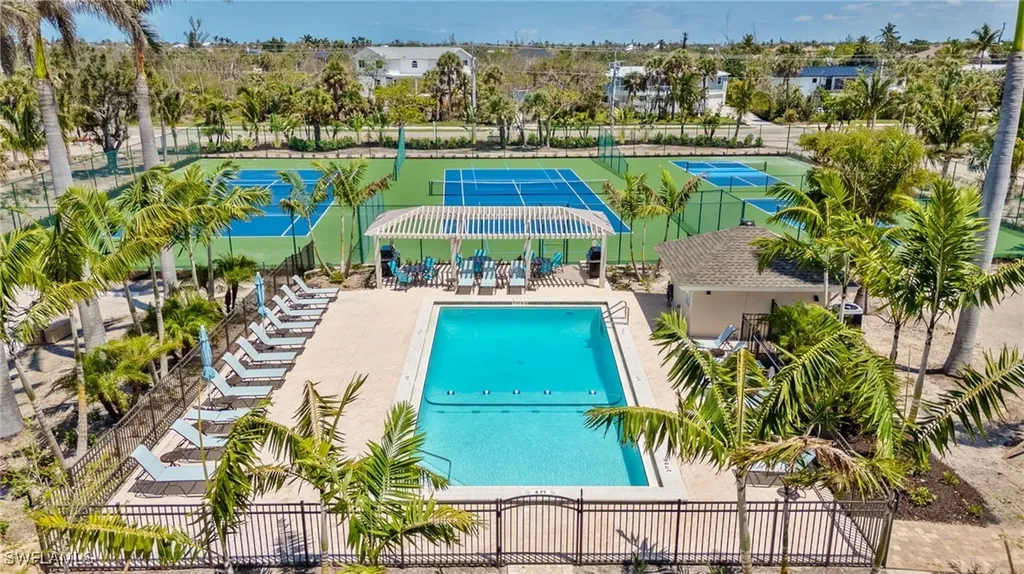 1785 Middle Gulf Drive Sanibel FL 33957