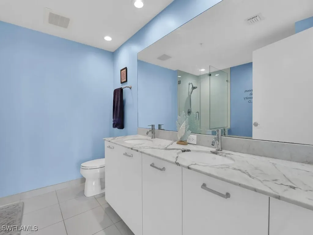 3000 Oasis Grand Boulevard Fort Myers FL 33916