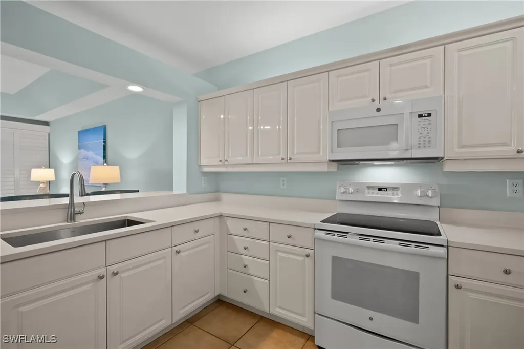 7655 Pebble Creek Circle Naples FL 34108