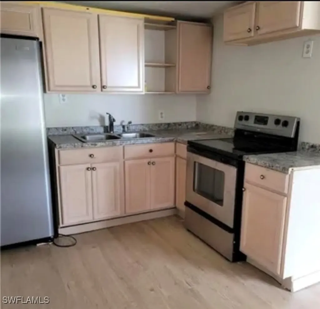 5640 4th Avenue Fort Myers FL 33907