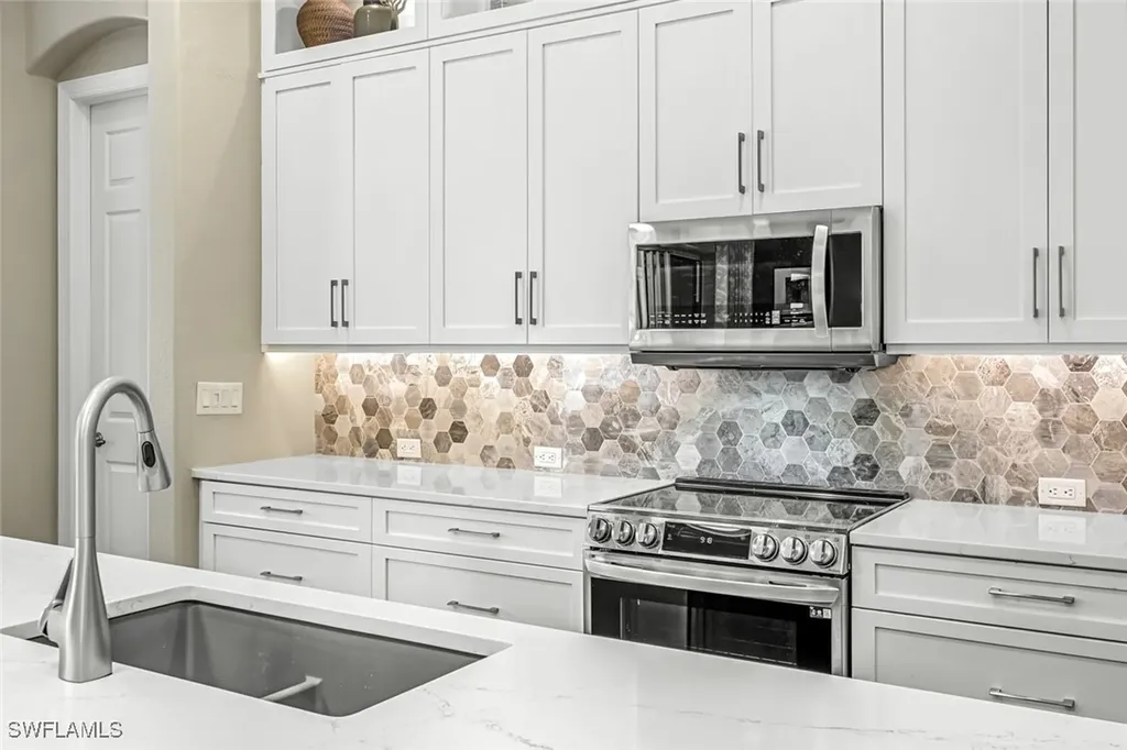22044 Sycamore Grove Estero FL 34135