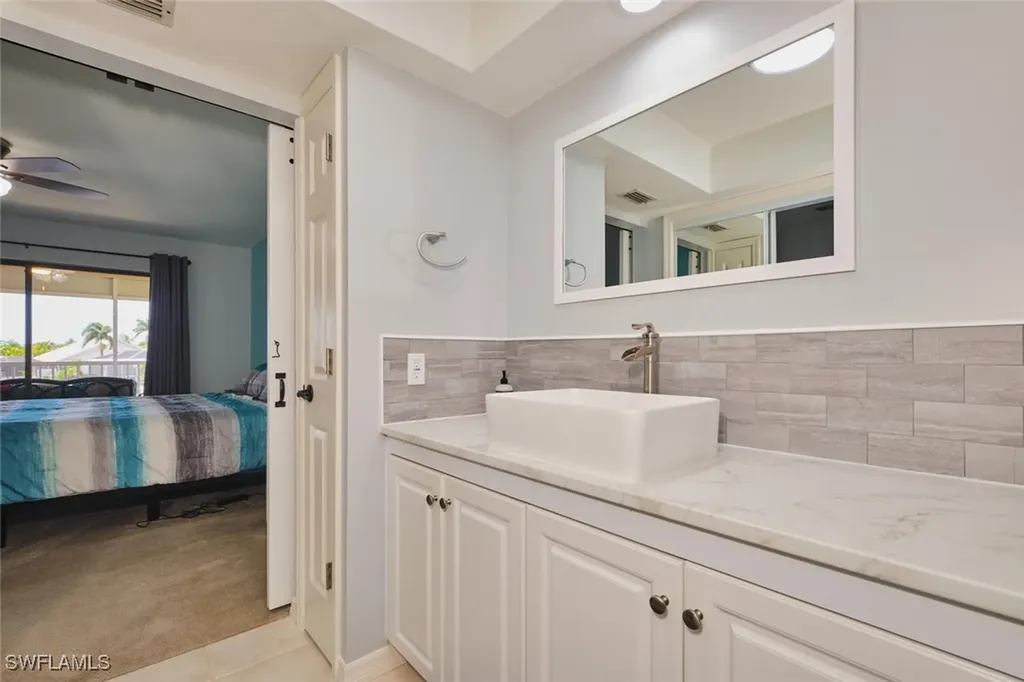 1124 SW 48th Terrace Cape Coral FL 33914