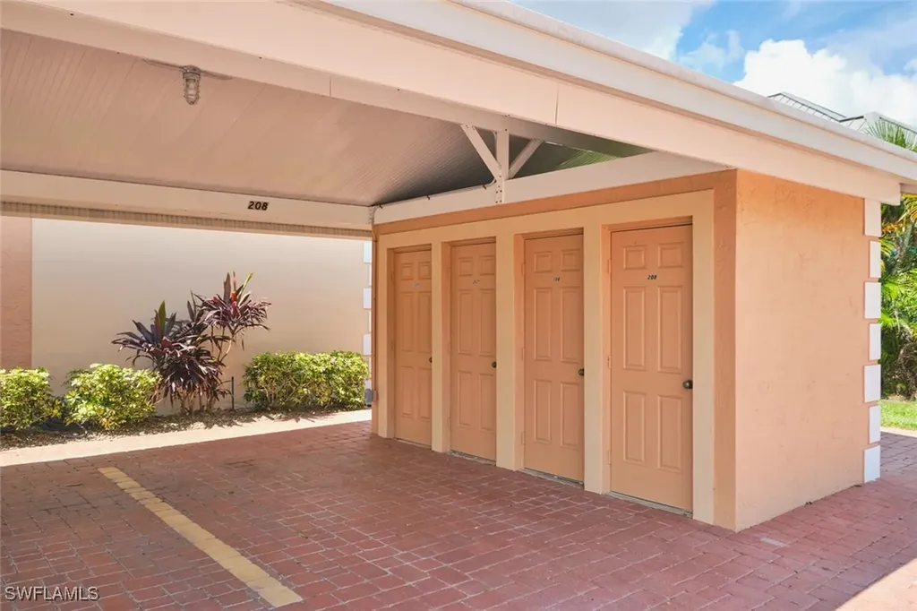 1124 SW 48th Terrace Cape Coral FL 33914