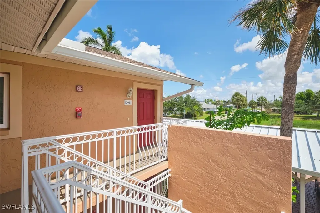 1124 SW 48th Terrace Cape Coral FL 33914