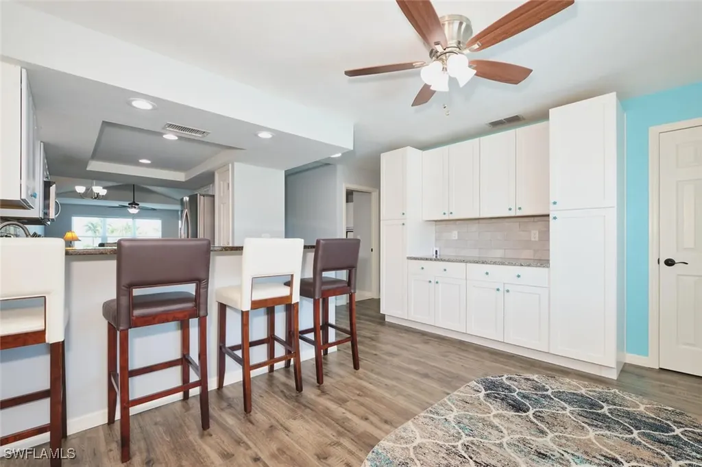 1124 SW 48th Terrace Cape Coral FL 33914