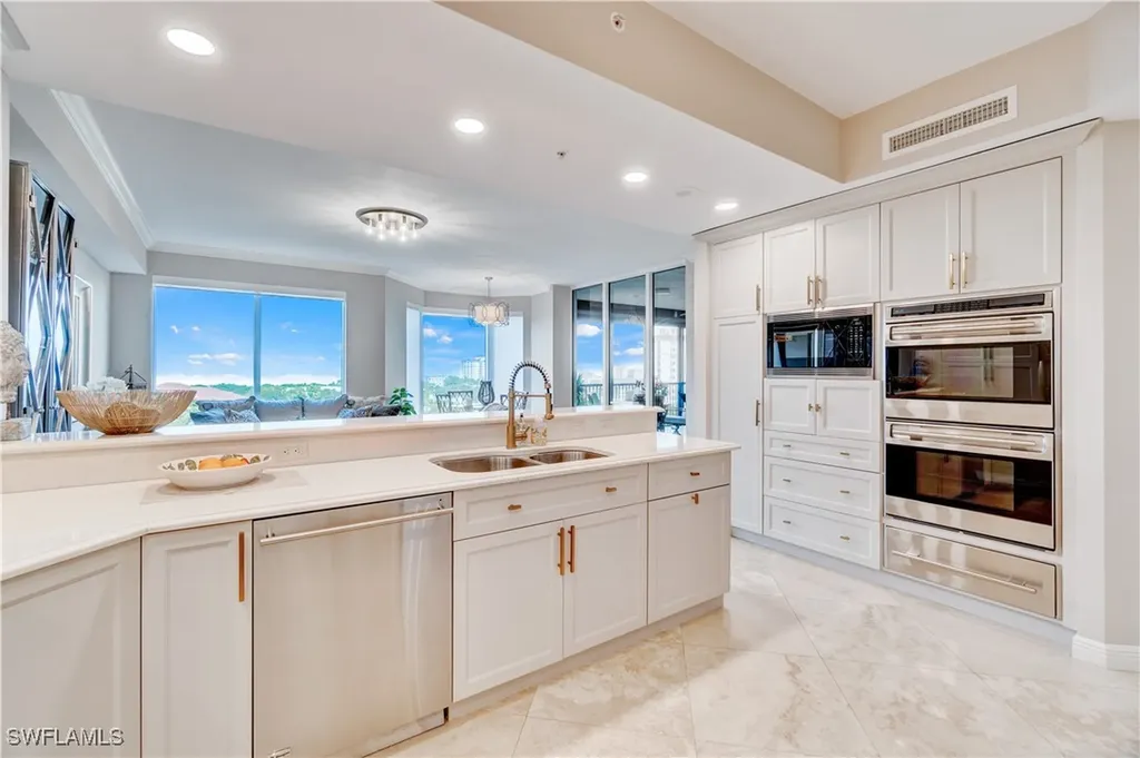 8787 Bay Colony Drive Naples FL 34108