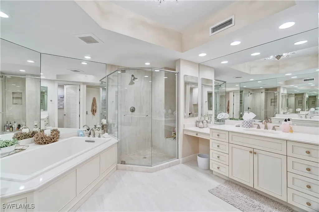 8787 Bay Colony Drive Naples FL 34108