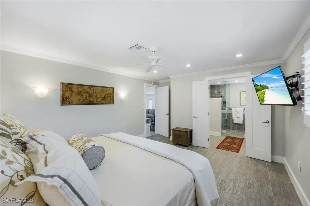 725 Old Trail Drive Naples FL 34103