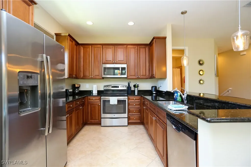 9082 Capistrano Street N Naples FL 34113