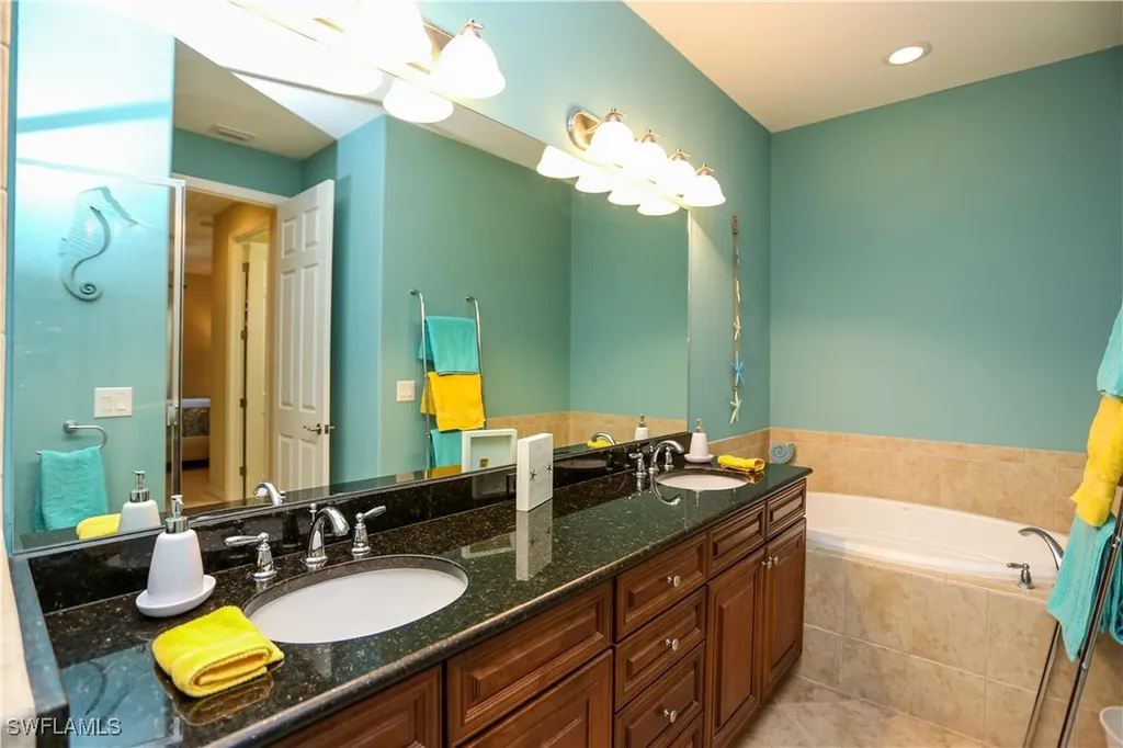 9082 Capistrano Street N Naples FL 34113