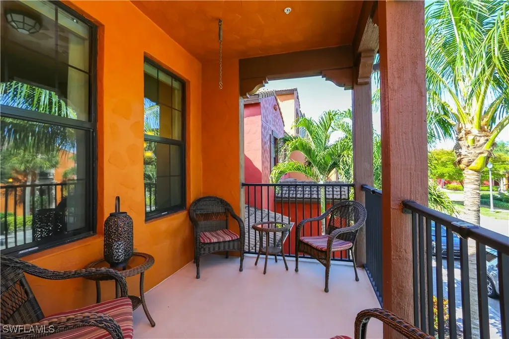 9082 Capistrano Street N Naples FL 34113