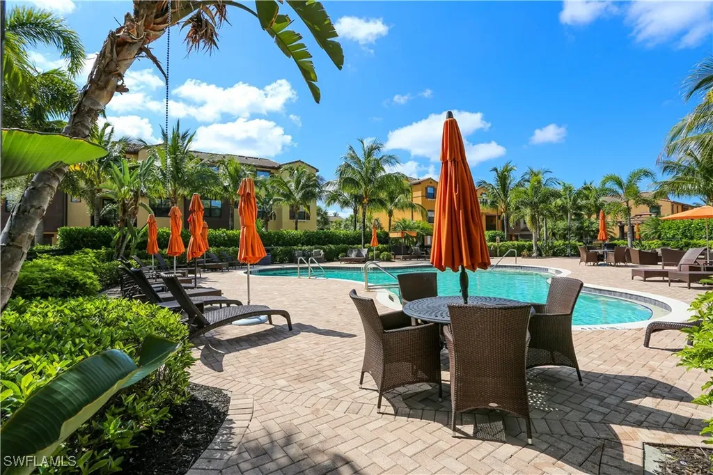 9082 Capistrano Street N Naples FL 34113