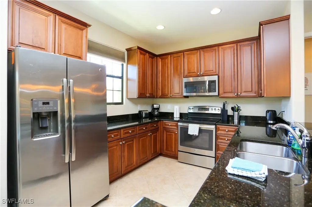 9082 Capistrano Street N Naples FL 34113