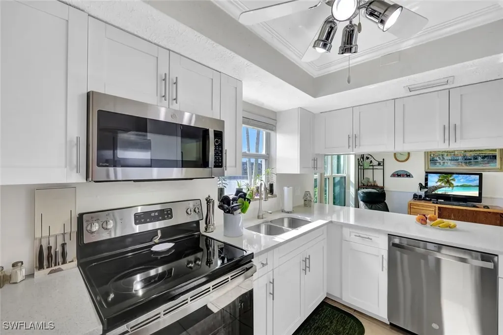 1829 SE 41st Street Cape Coral FL 33904