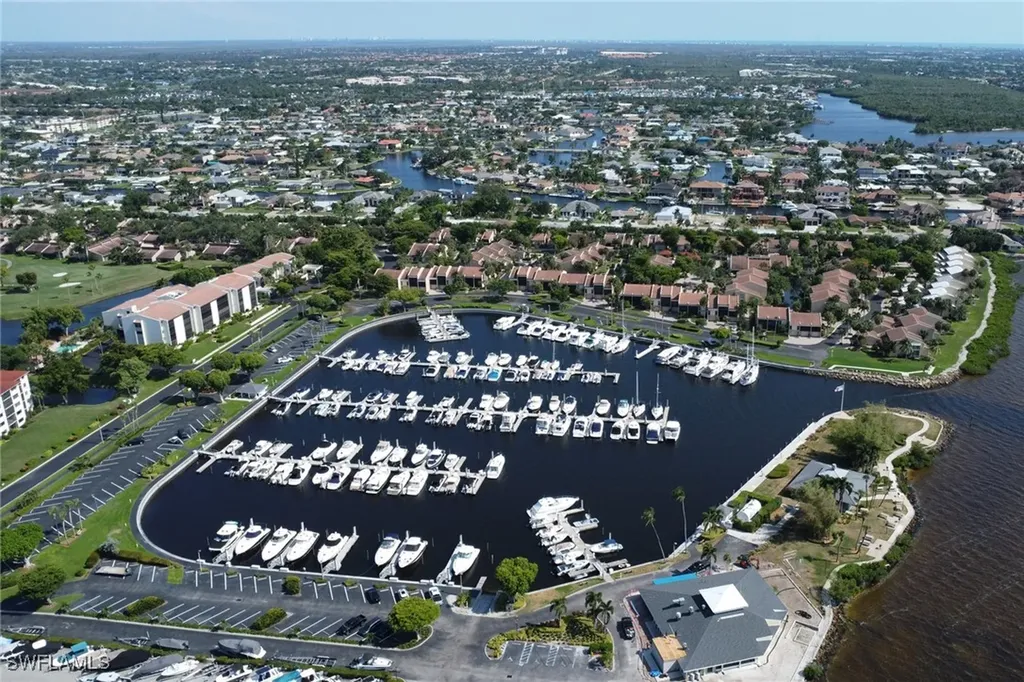 4604 Flagship Drive Fort Myers FL 33919