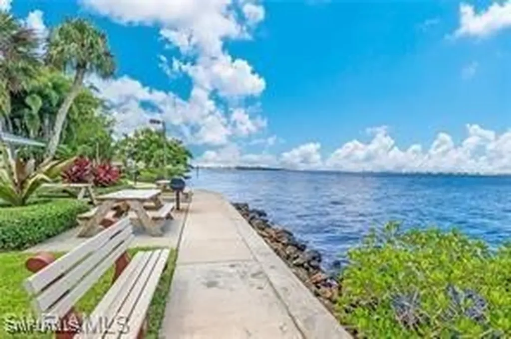 4604 Flagship Drive Fort Myers FL 33919