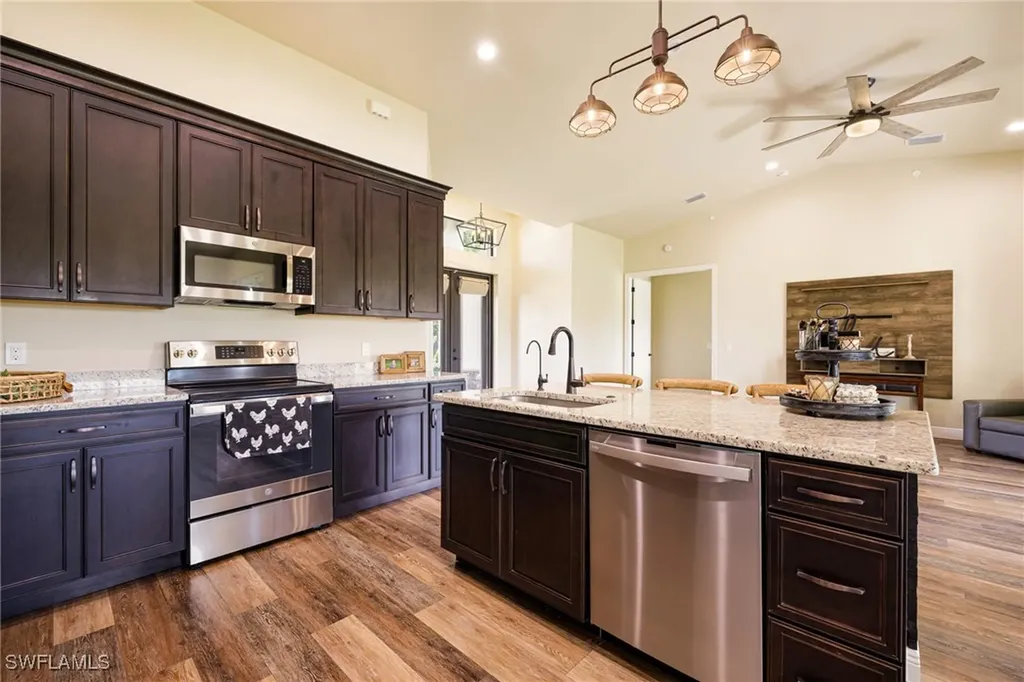 16630 Willow Point Court Alva FL 33920