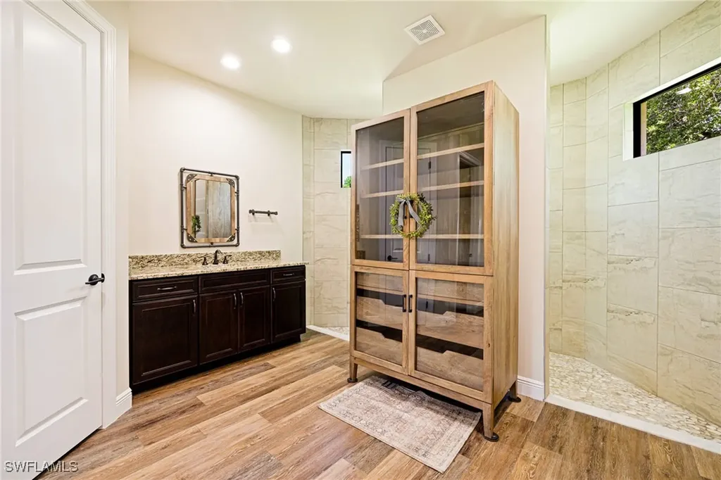 16630 Willow Point Court Alva FL 33920