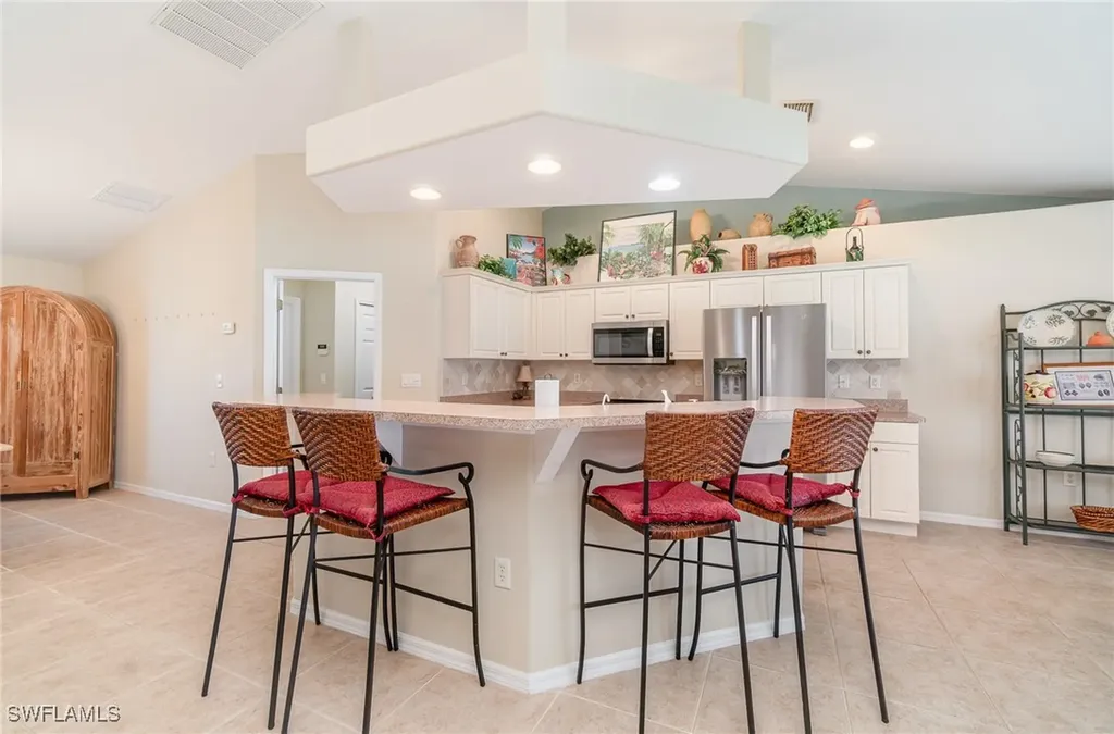 3708 SW 2nd Lane Cape Coral FL 33991