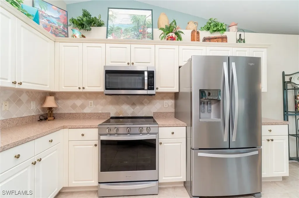 3708 SW 2nd Lane Cape Coral FL 33991