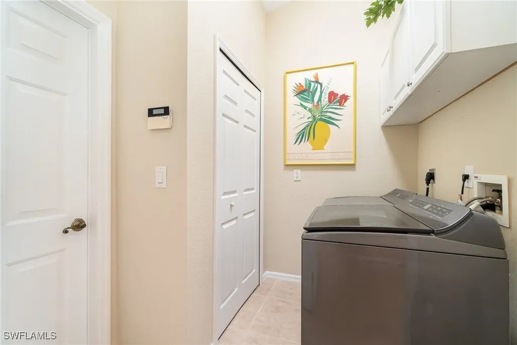 3708 SW 2nd Lane Cape Coral FL 33991