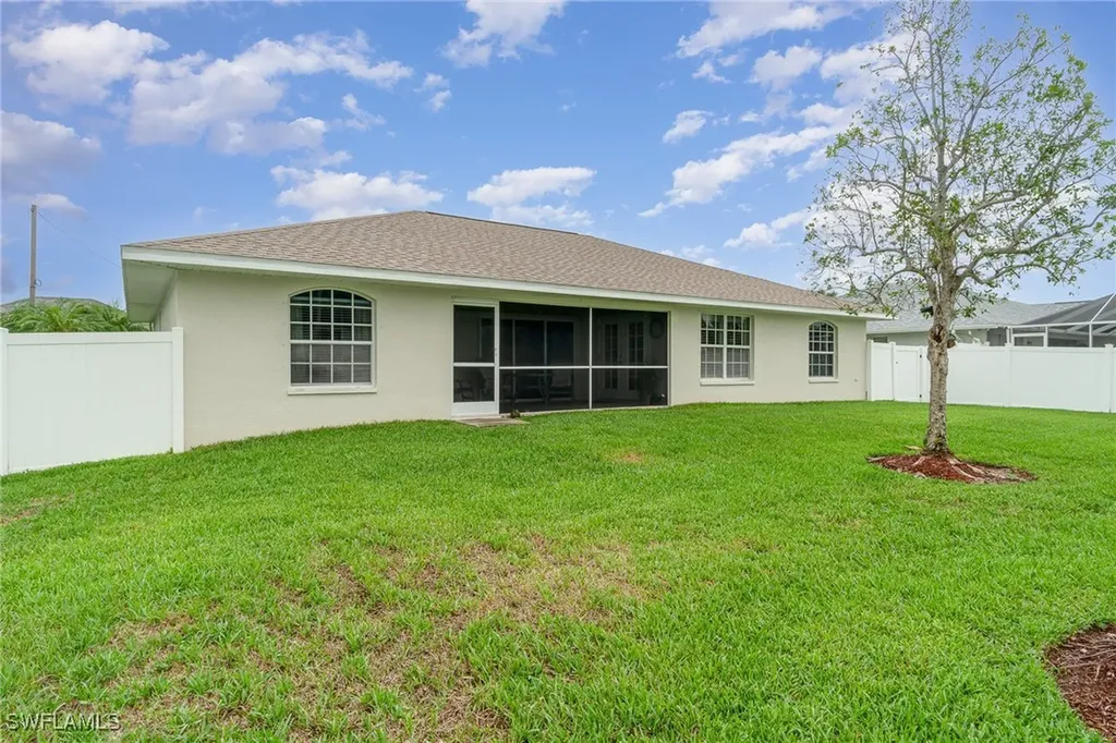 3708 SW 2nd Lane Cape Coral FL 33991