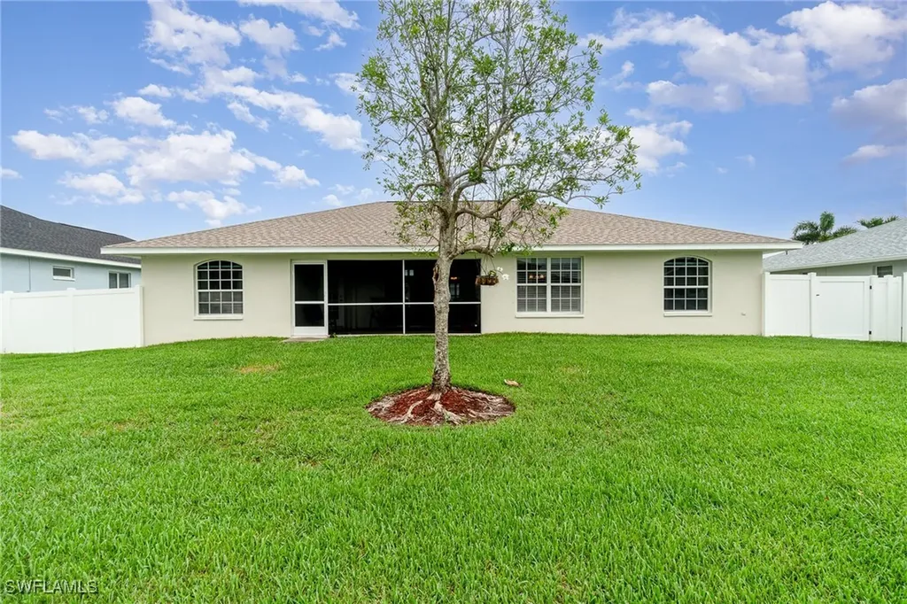 3708 SW 2nd Lane Cape Coral FL 33991