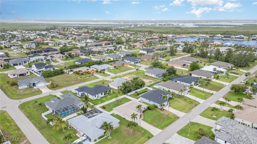 3708 SW 2nd Lane Cape Coral FL 33991