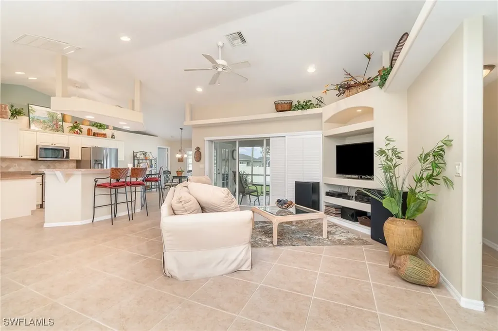 3708 SW 2nd Lane Cape Coral FL 33991