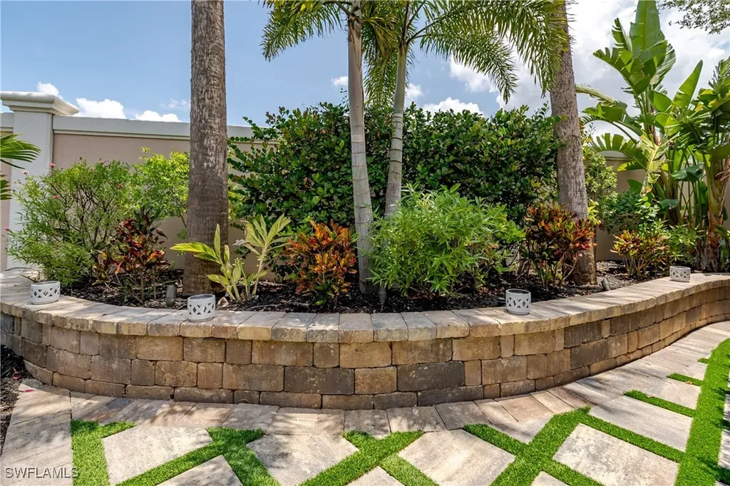 13615 Snook Circle Naples FL 34114