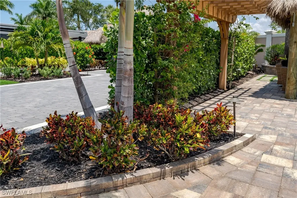 13615 Snook Circle Naples FL 34114