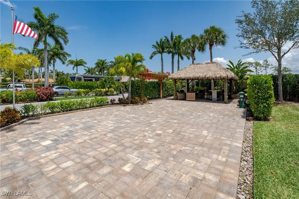 13615 Snook Circle Naples FL 34114