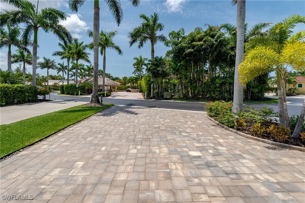 13615 Snook Circle Naples FL 34114
