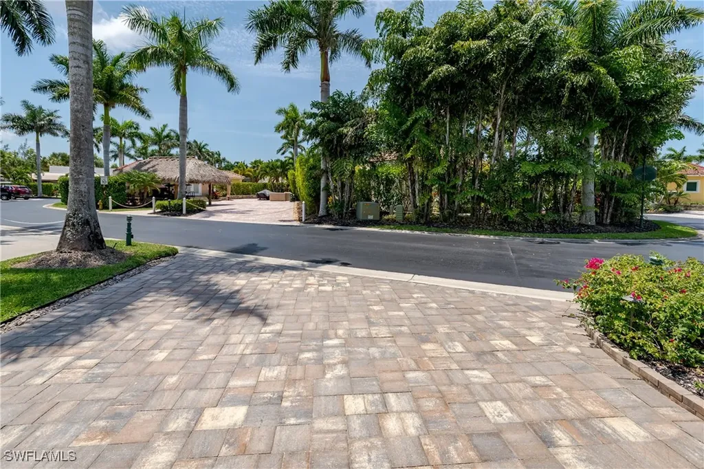13615 Snook Circle Naples FL 34114