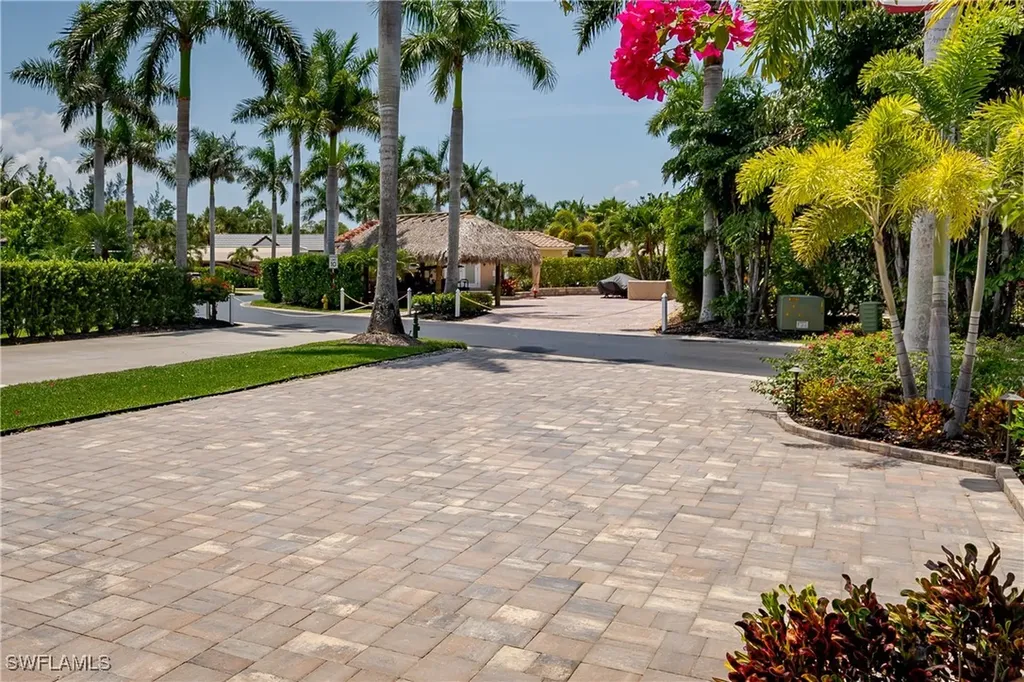 13615 Snook Circle Naples FL 34114