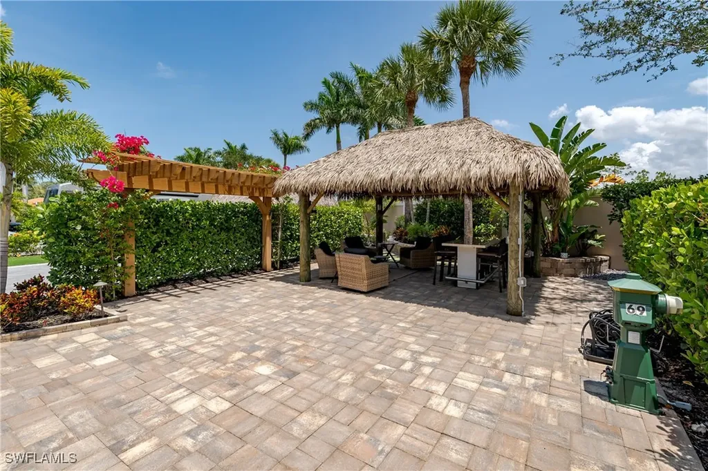 13615 Snook Circle Naples FL 34114