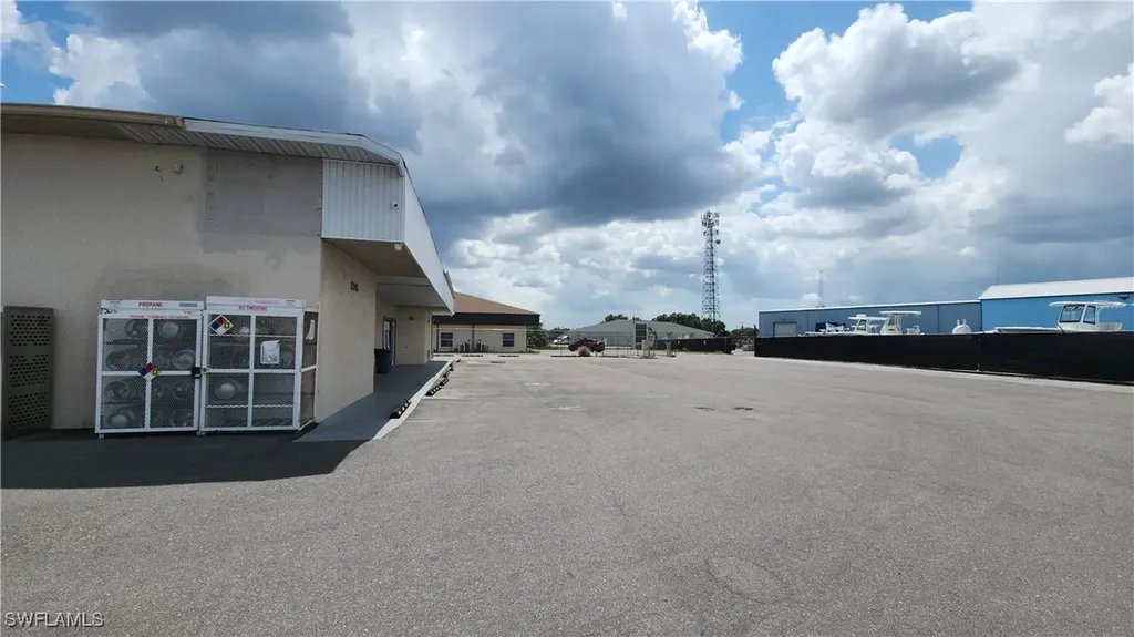 1242 Market Circle Port Charlotte FL 33953