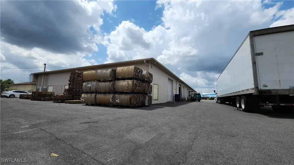 1242 Market Circle Port Charlotte FL 33953