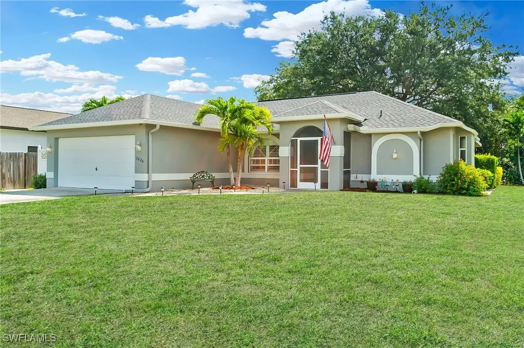 3220 Citron Drive Naples FL 34120