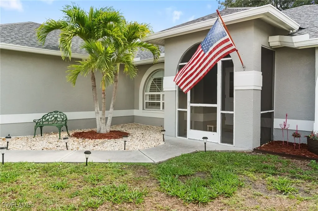 3220 Citron Drive Naples FL 34120